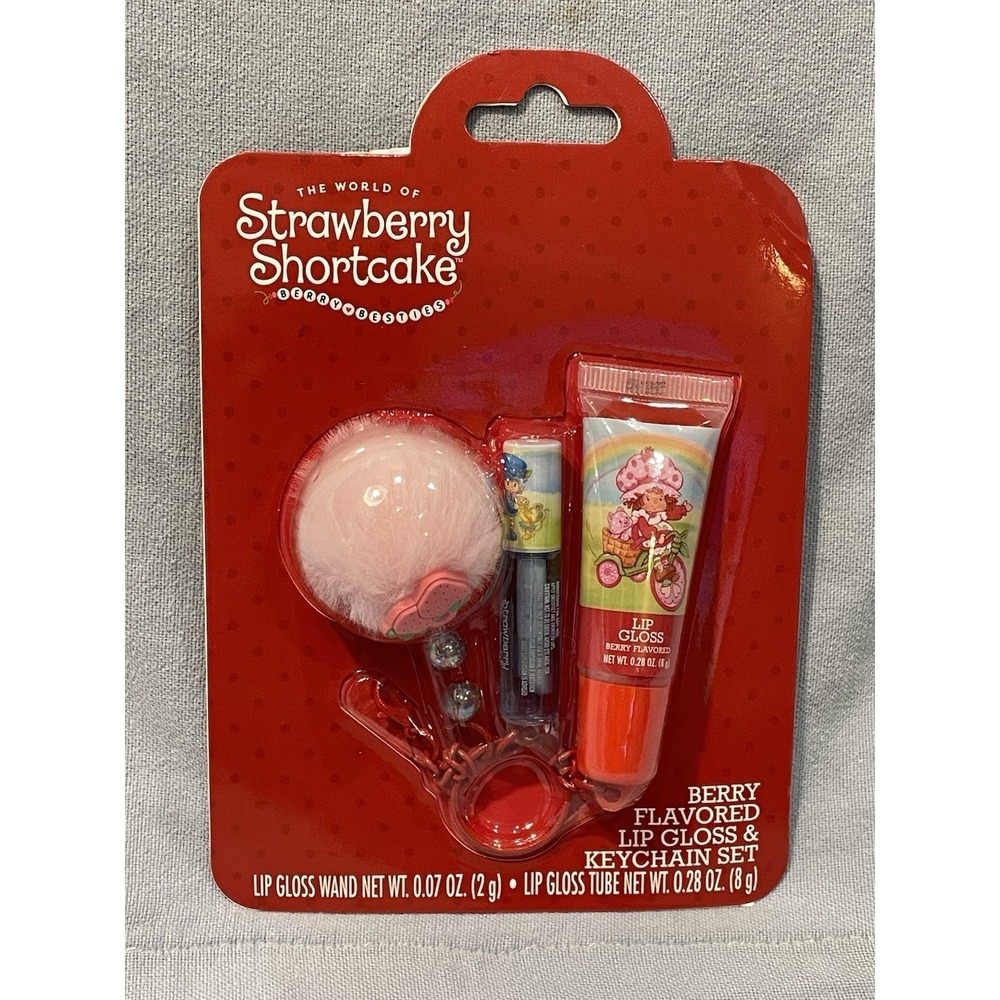 NEW World of Strawberry Shortcake Berry Besties Berry Flavor Lip Gloss Keychain